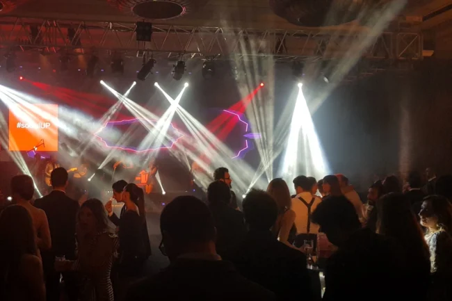 sahne ışık sistemleri