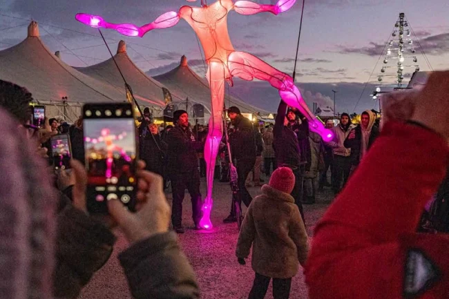 Giants of Light Puppets